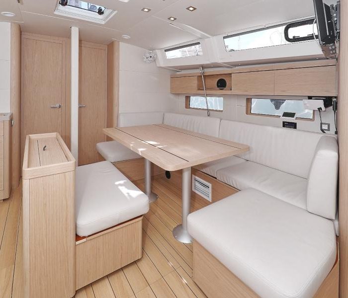 MR. WHITE | Oceanis 46.1 photo 17