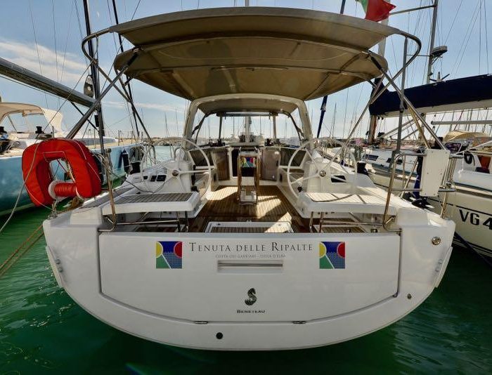 Tenuta delle Ripalte | Oceanis 41.1 photo 1
