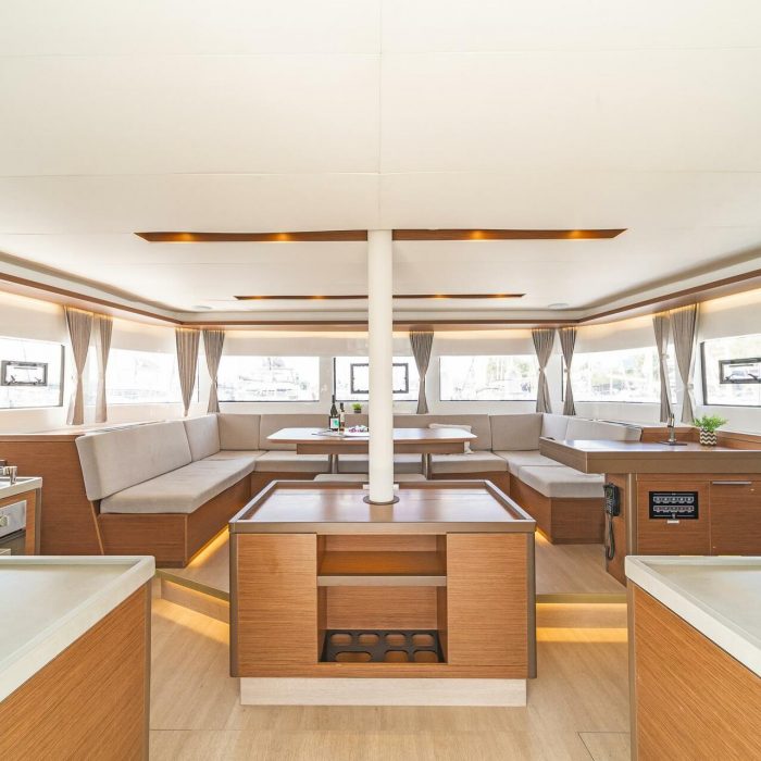 Reina (ONLY SKIPPERED) | Lagoon 50 photo 10