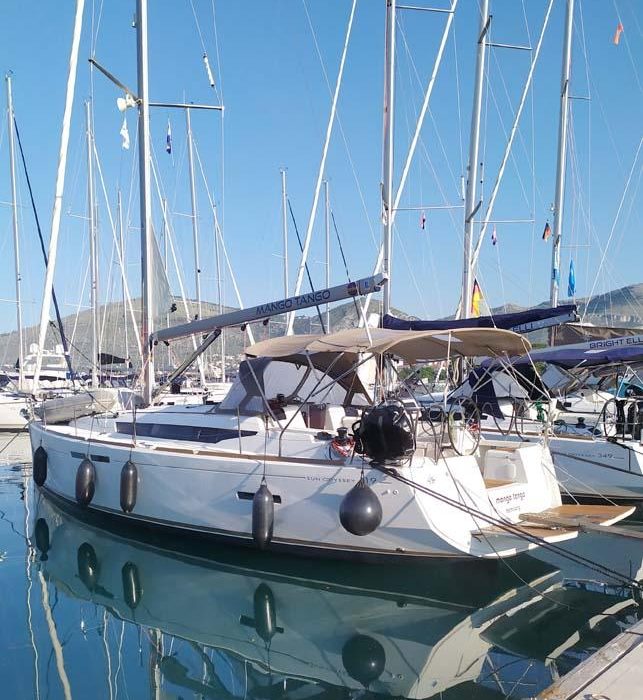 Mango Tango | Sun Odyssey 419 - 3 cab. photo 3