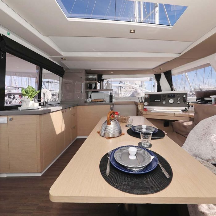 Tu Tamo 2 | Fountaine Pajot LUCIA 40 photo 7