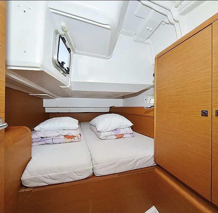 CANNE BLEUE | Sun Odyssey 449 photo 16