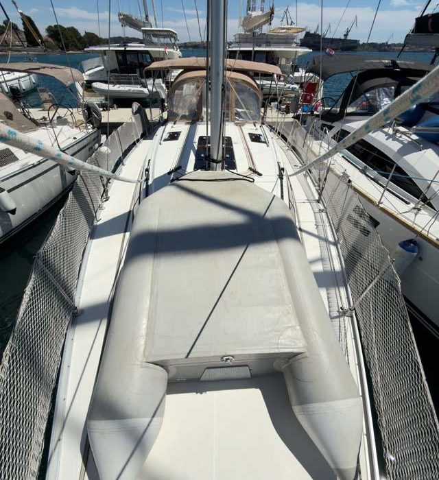 Astravi | Bavaria Cruiser 37 photo 6