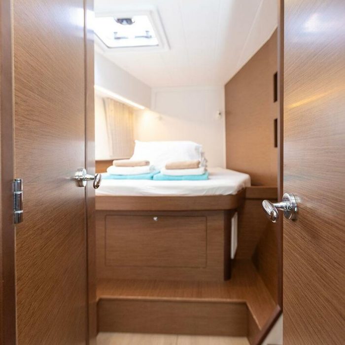 POSEIDON 2021 (air condition, generator) | Lagoon 42 photo 17