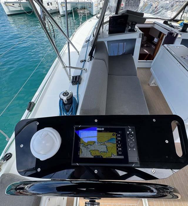 Aventura | Dufour 41 photo 9
