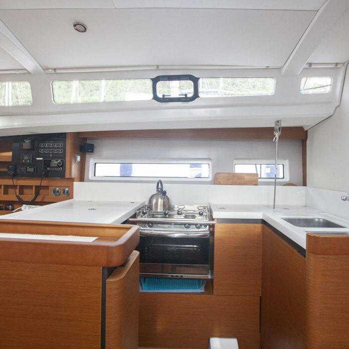 Celtic Breeze | Sun Odyssey 440 photo 7