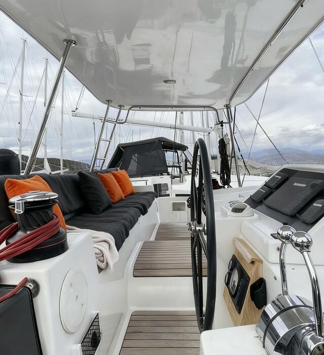 Loft | Lagoon 450 Fly photo 1