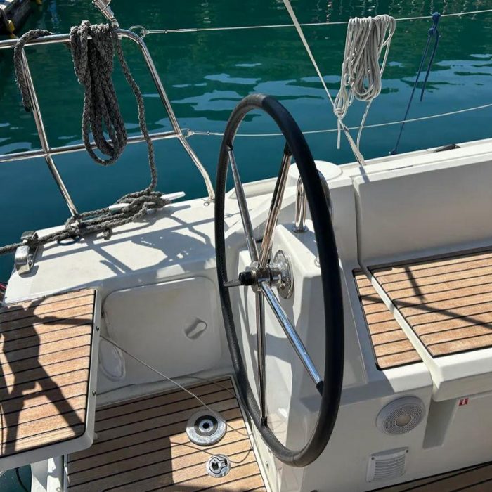 Sail Lynx | Oceanis 34.1 photo 4