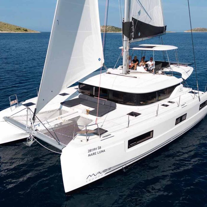Mare Luna | Lagoon 46 photo 2