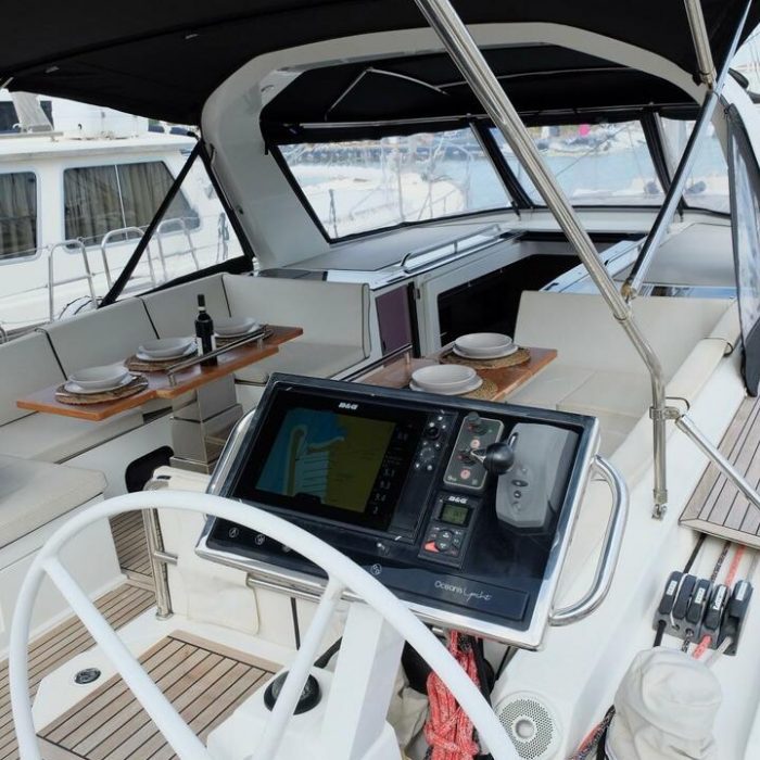 Premium + | Oceanis Yacht 62 photo 3