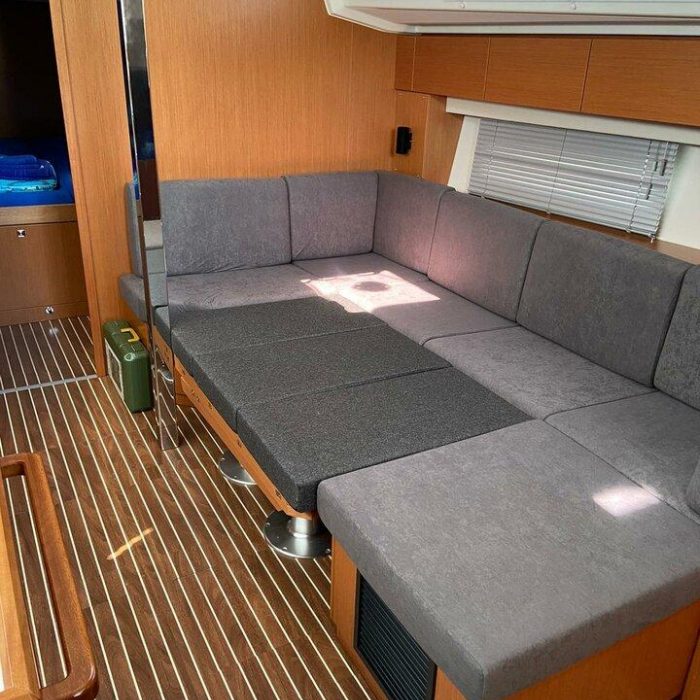 Horizon | Bavaria C42 photo 6