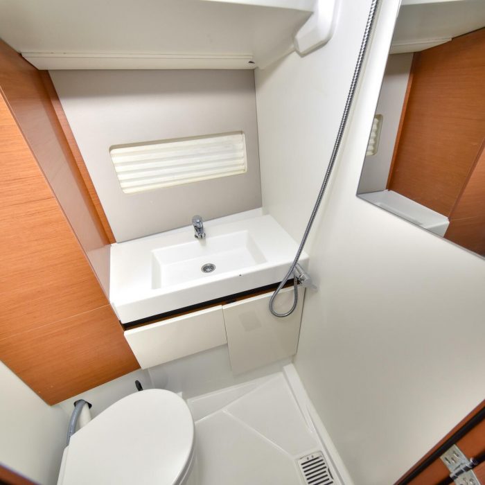 Swannabe | Sun Odyssey 490 photo 33