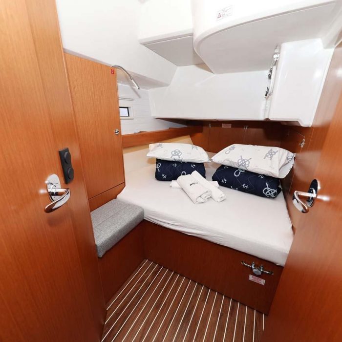 Cala Mawa | Bavaria Cruiser 46 Style photo 13