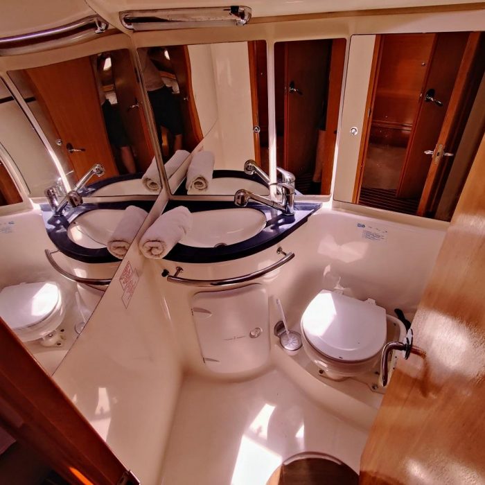 Cadargo | Bavaria 39 Cruiser photo 11