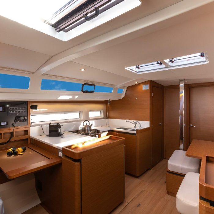 Vittoria - Standard line | Sun Odyssey 440 photo 20