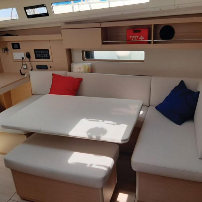 Fots | Oceanis 40.1 photo 6