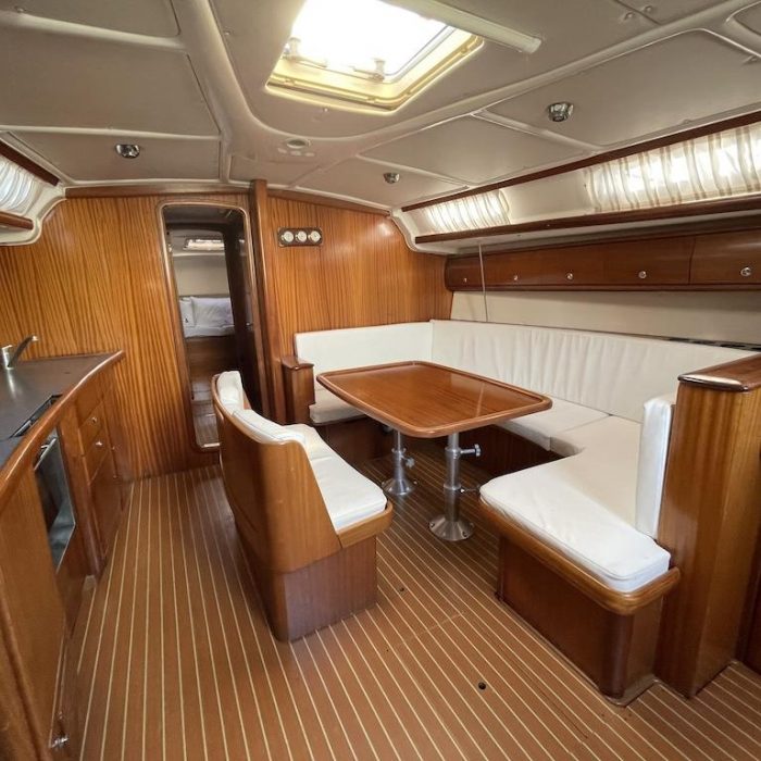 Classic | Bavaria 44 photo 10