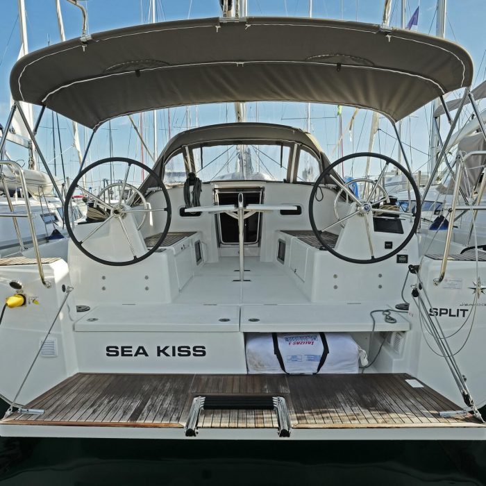 Sea Kiss | Sun Odyssey 380 photo 11