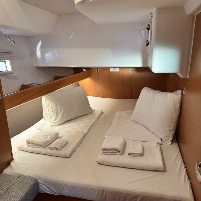 Leisure | Bavaria Cruiser 46 photo 8