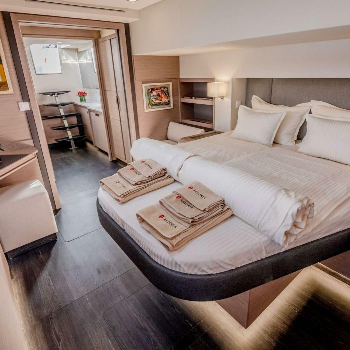 Astoria | Fountaine Pajot Samana 59 photo 6