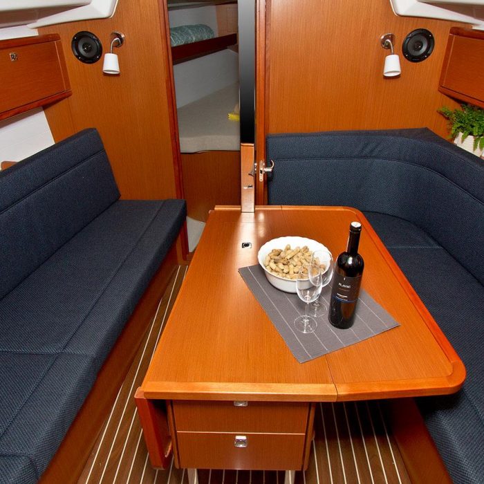 Artina | Bavaria Cruiser 34 photo 13