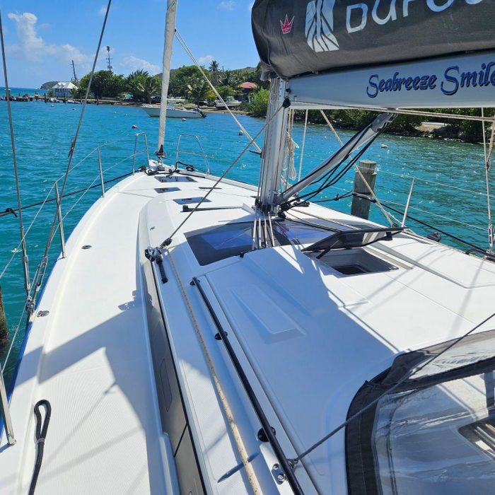 Seabreeze Smile | Dufour 41 - 3 cab. photo 6