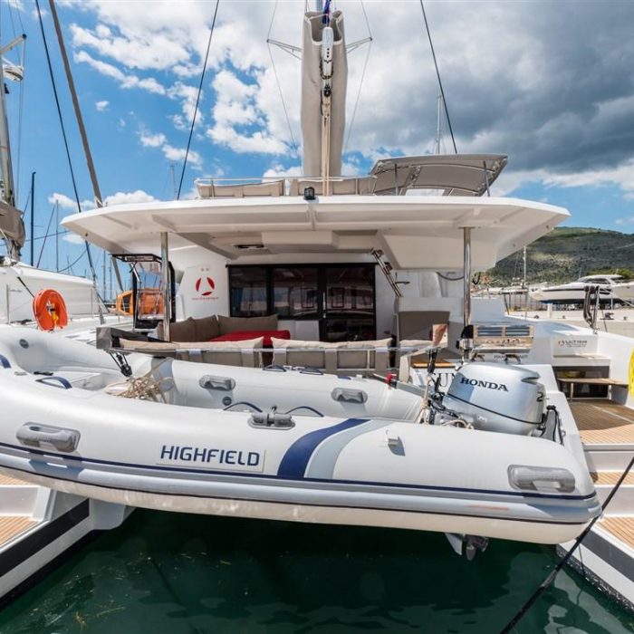 Sunny Wave | Fountaine Pajot Saona 47 Quintet photo 8