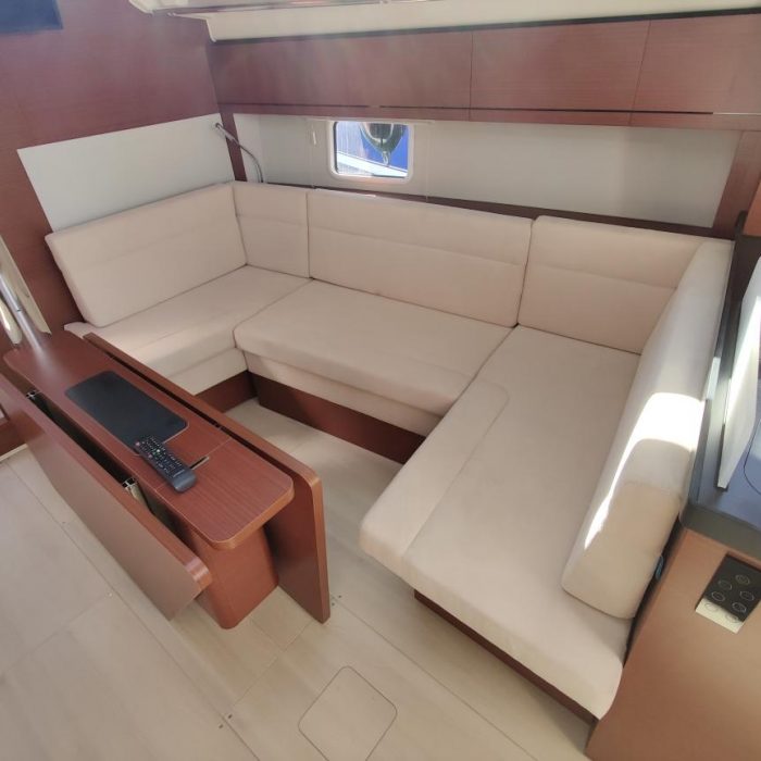 Tina | Hanse 418 photo 6