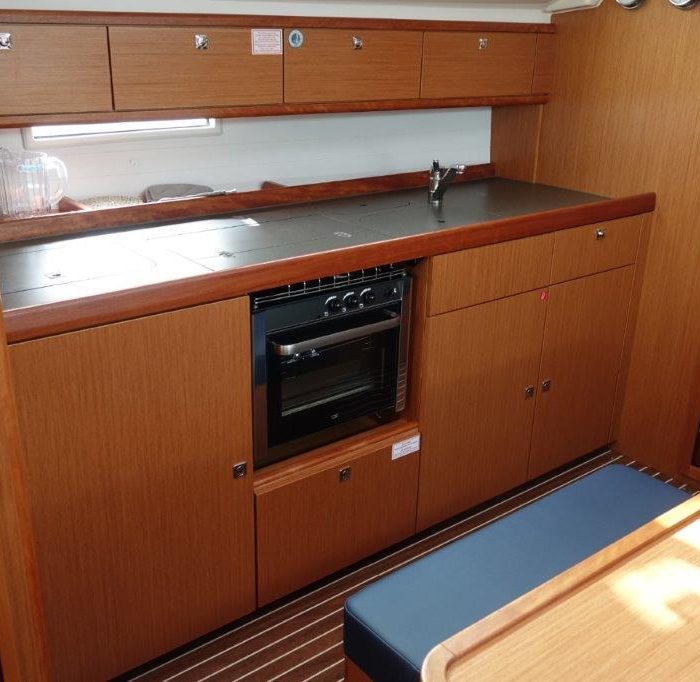Oberon | Bavaria Cruiser 41 photo 6