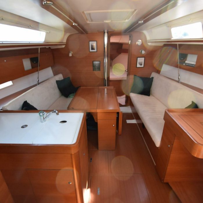 Vittoria | Dufour 335 Grand Large photo 11
