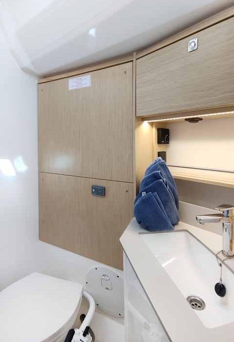 Estinella | Bavaria C46 photo 16