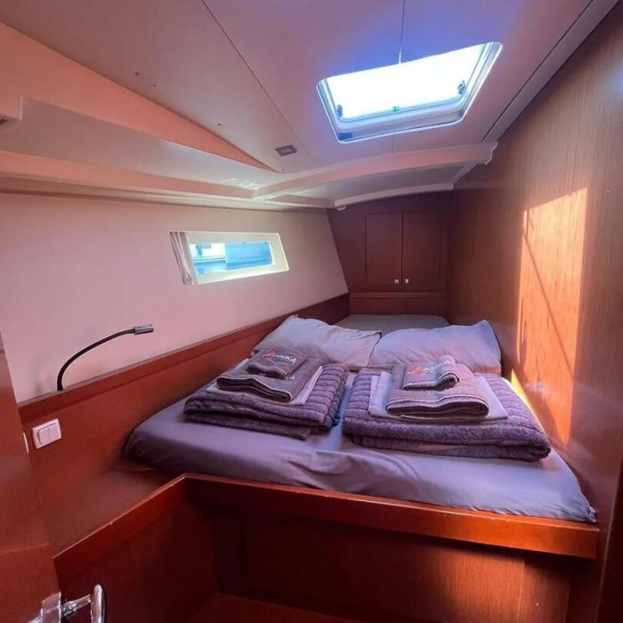 ADA 3 | Oceanis 45 photo 8