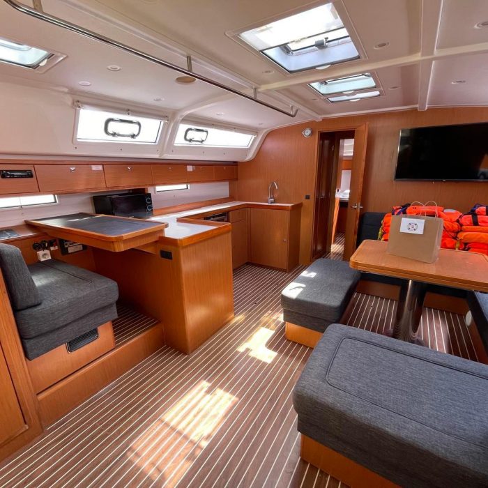 Anemone | Bavaria Cruiser 51 photo 5