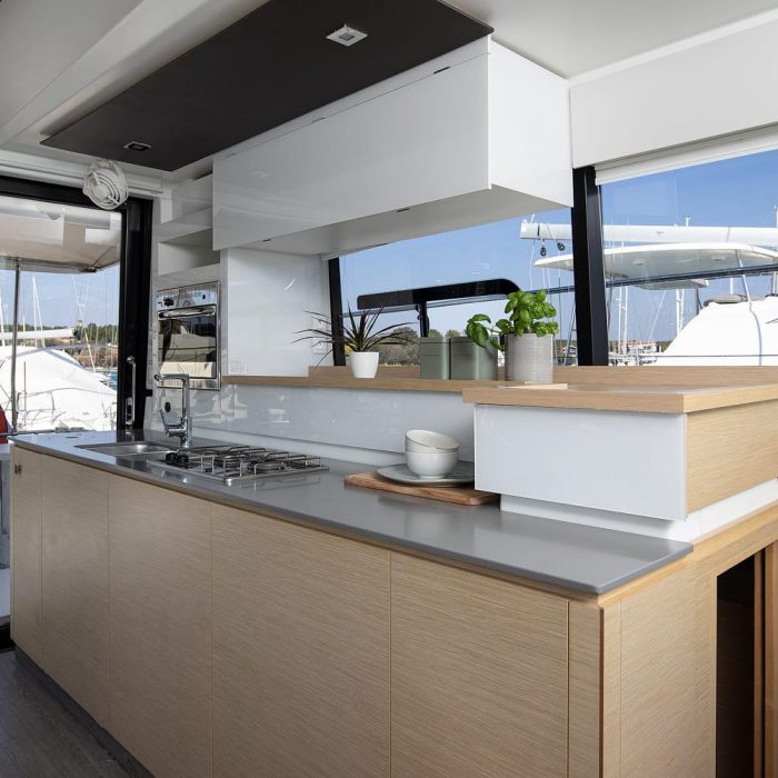 Mare Tortuga | Fountaine Pajot MY 37 photo 8