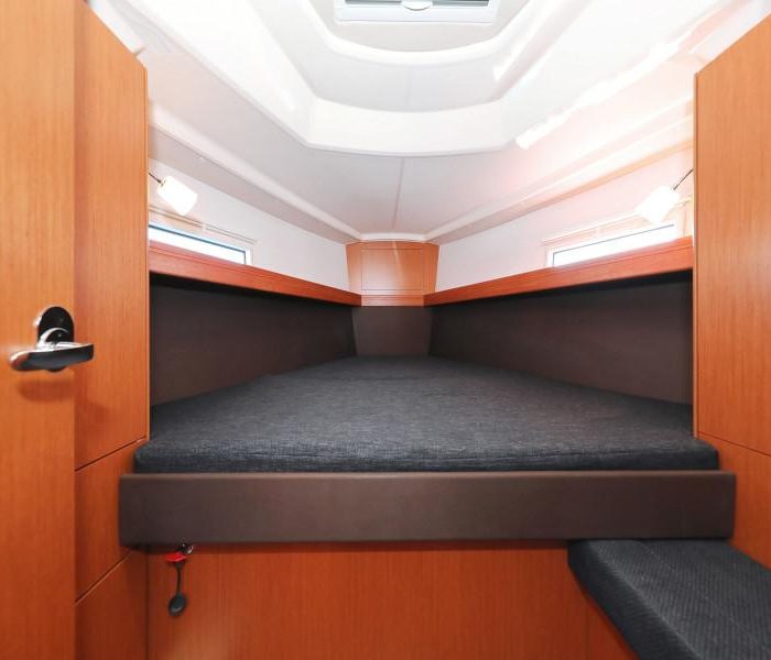 Lupe | Bavaria Cruiser 37 photo 94