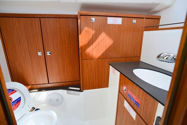 Kedi | Bavaria Cruiser 37 photo 20