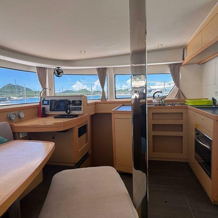 Tigra | Lagoon 42 photo 14