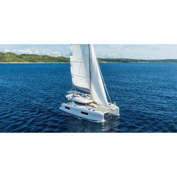Castor | Lagoon 38 photo 2