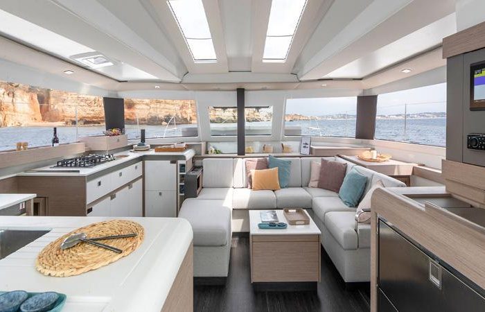 Diadem | Fountaine Pajot Elba 45 photo 4