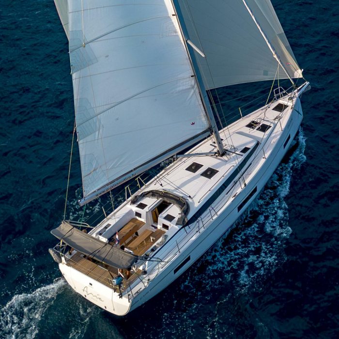 Aria | Bavaria C45 Style photo 1