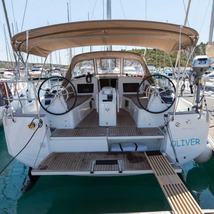 OLIVER new 2025 (air condition, solar panels) | Sun Odyssey 410 photo 1