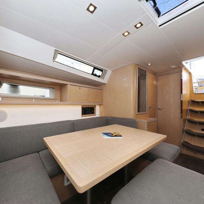 Barbarella | Oceanis 45 photo 29