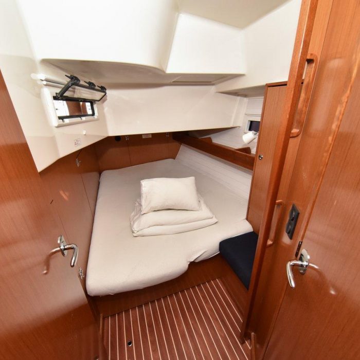 Controvento | Bavaria Cruiser 45 photo 23