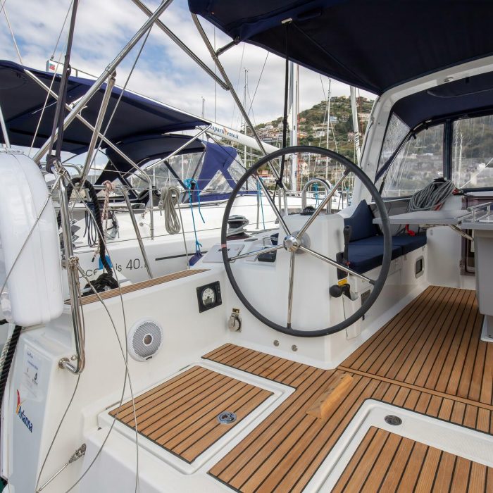 Arianna - Standard line | Oceanis 41.1 photo 11