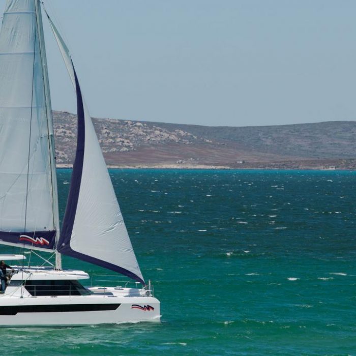 Moorings 4200/3/3 Club | Leopard 42 photo 3