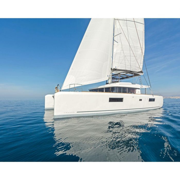 SUMMER STAR | Lagoon 52F photo 1