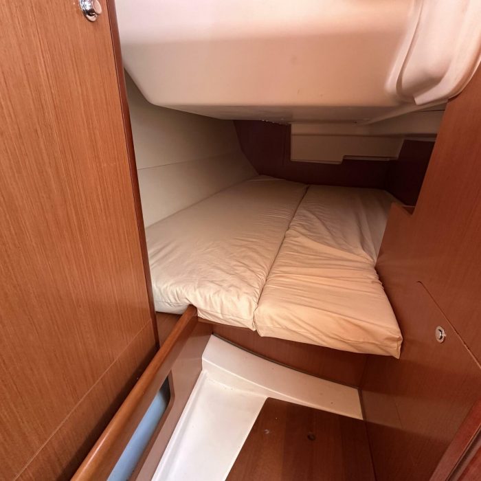 Blu | Oceanis 34 photo 26