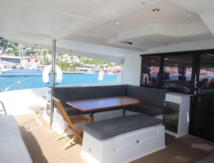 La Belle Vie | Fountaine Pajot Saona 47 - 5 cab. photo 8