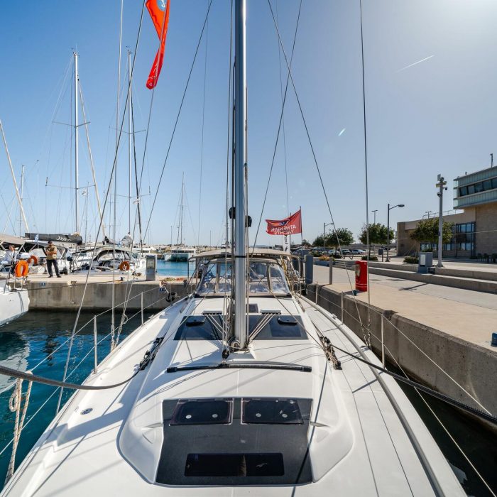 Artemis | Dufour 390 Grand Large photo 3