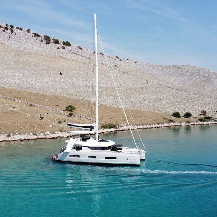 TRI-WING | Lagoon 55 photo 8